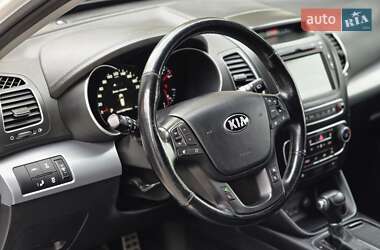 Внедорожник / Кроссовер Kia Sorento 2014 в 