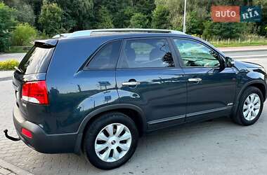 Внедорожник / Кроссовер Kia Sorento 2010 в 