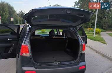 Внедорожник / Кроссовер Kia Sorento 2010 в 