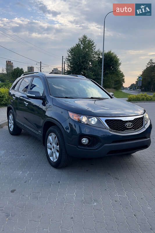 Внедорожник / Кроссовер Kia Sorento 2010 в 
