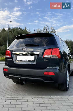 Внедорожник / Кроссовер Kia Sorento 2010 в 