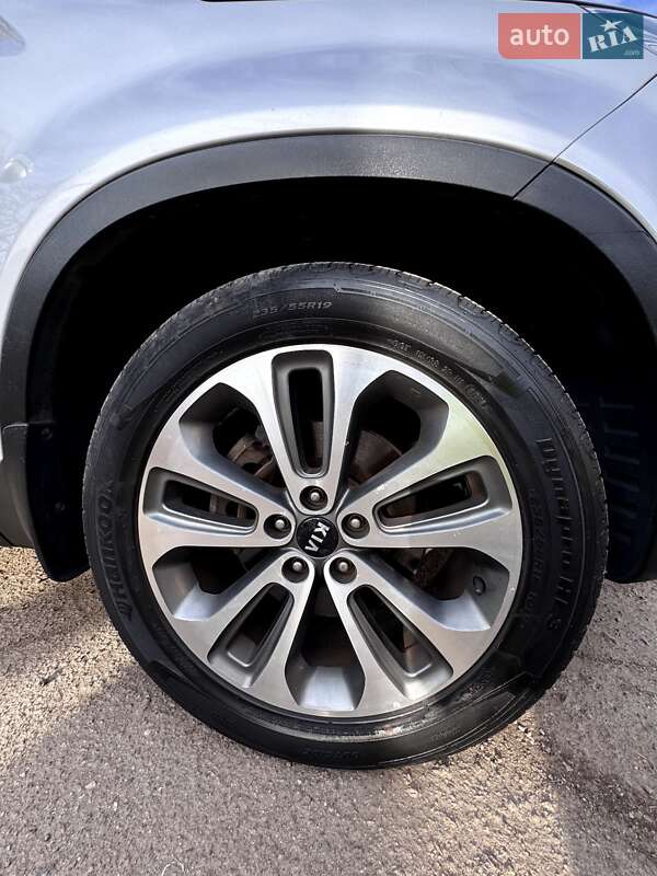 Внедорожник / Кроссовер Kia Sorento 2013 в Одессе