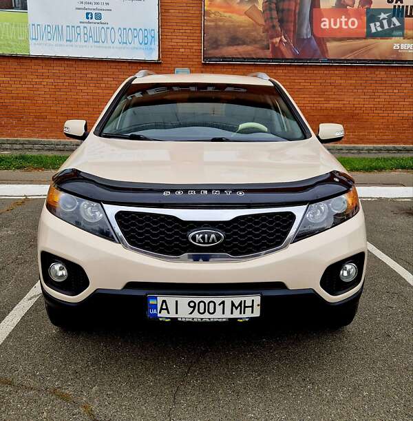 Внедорожник / Кроссовер Kia Sorento 2011 в 