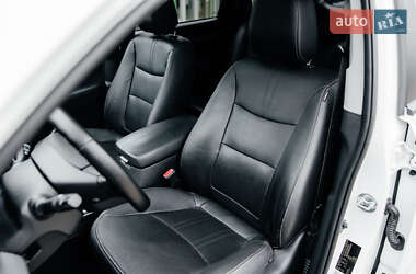 Внедорожник / Кроссовер Kia Sorento 2010 в 