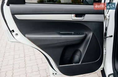 Внедорожник / Кроссовер Kia Sorento 2010 в 
