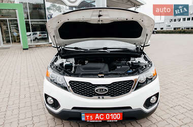 Внедорожник / Кроссовер Kia Sorento 2010 в 