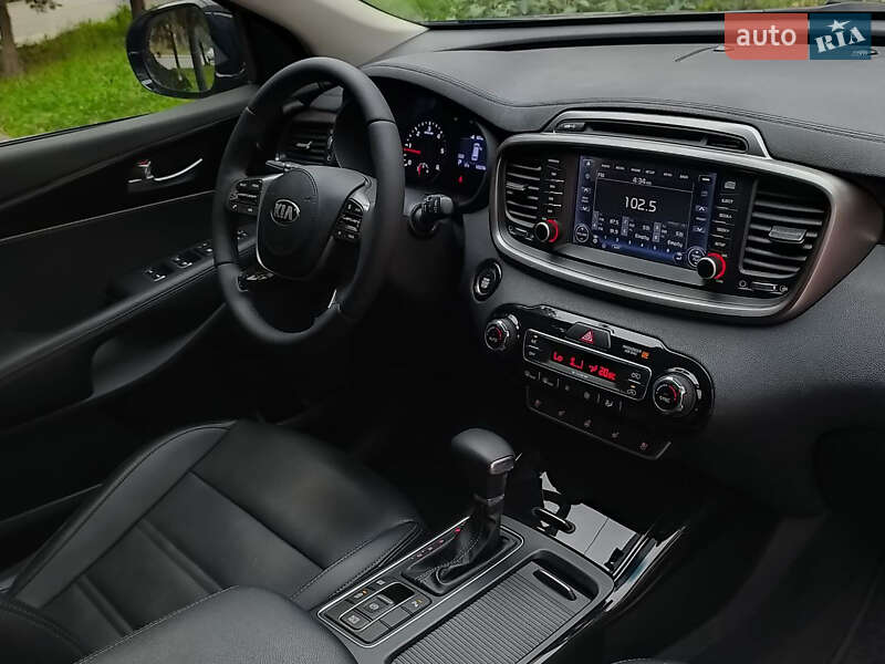 Внедорожник / Кроссовер Kia Sorento 2018 в Киеве