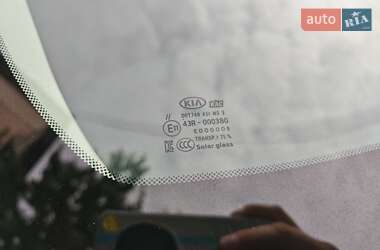 Внедорожник / Кроссовер Kia Sorento 2015 в 