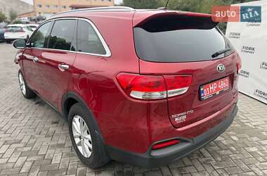 Внедорожник / Кроссовер Kia Sorento 2016 в 