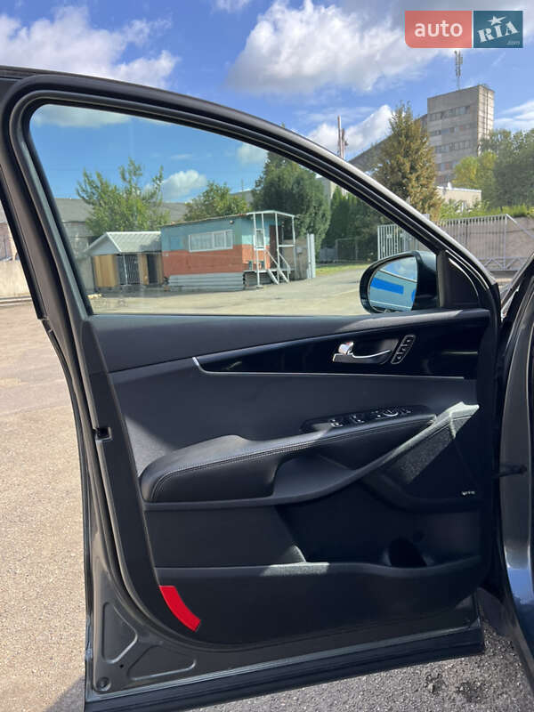 Позашляховик / Кросовер Kia Sorento 2017 в Луцьку фото 19 Позашляховик / Кросовер Kia Sorento 2017 в Луцьку