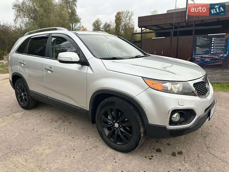 Позашляховик / Кросовер Kia Sorento 2012 в Козелеці