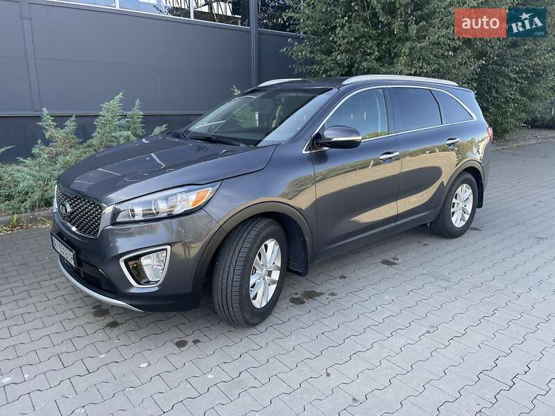 Внедорожник / Кроссовер Kia Sorento 2016 в Белой Церкви