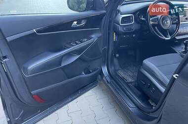 Внедорожник / Кроссовер Kia Sorento 2016 в 