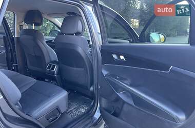 Внедорожник / Кроссовер Kia Sorento 2016 в 