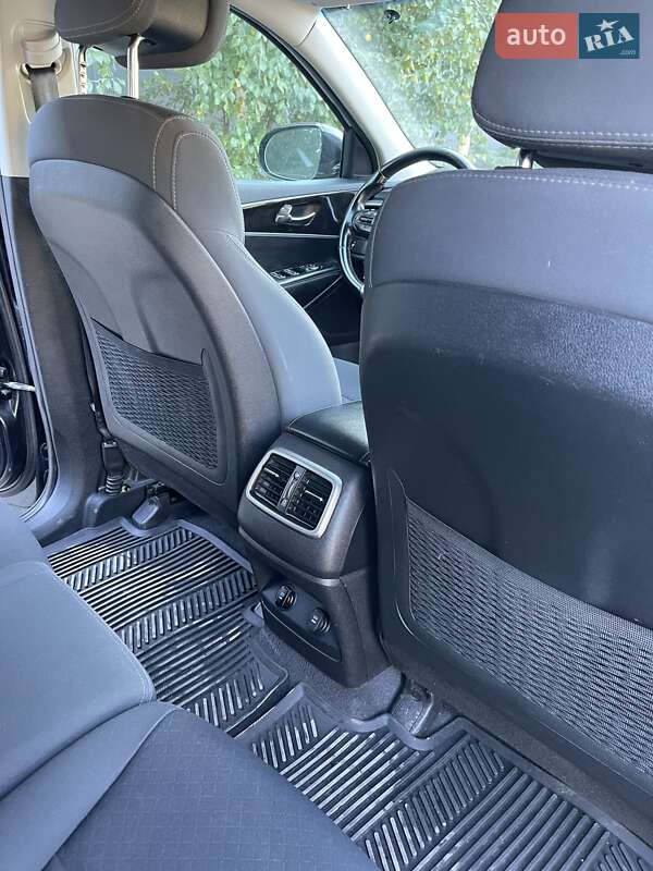 Внедорожник / Кроссовер Kia Sorento 2016 в Белой Церкви