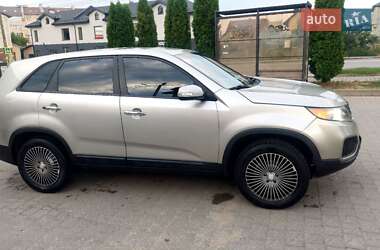 Позашляховик / Кросовер Kia Sorento 2012 в Львові