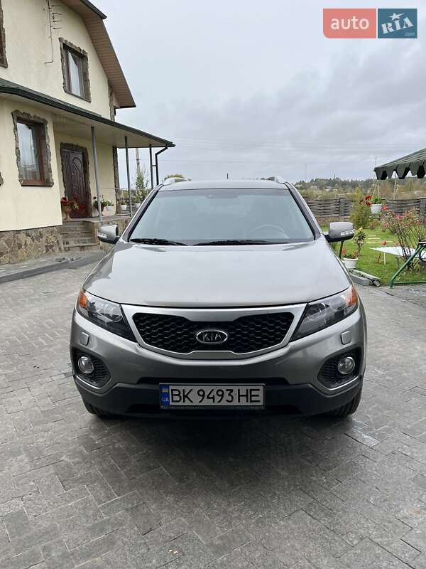 Внедорожник / Кроссовер Kia Sorento 2012 в Костополе