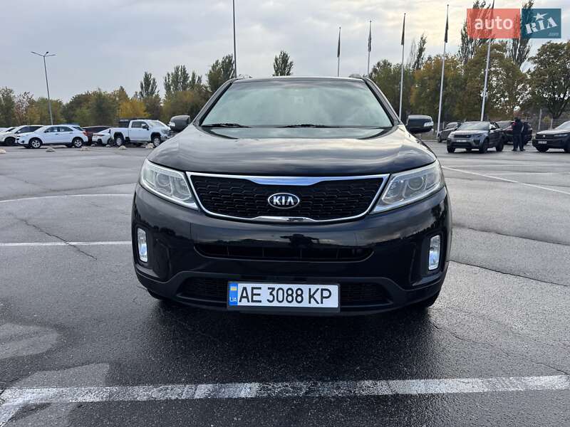Внедорожник / Кроссовер Kia Sorento 2014 в Днепре