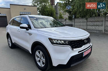 Позашляховик / Кросовер Kia Sorento 2021 в 