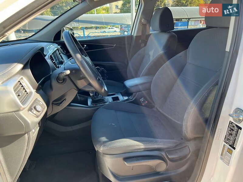 Внедорожник / Кроссовер Kia Sorento 2019 в Киеве фото 17 Внедорожник / Кроссовер Kia Sorento 2019 в Киеве