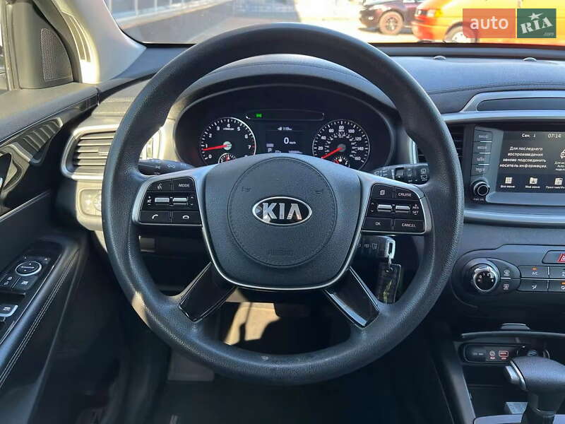 Внедорожник / Кроссовер Kia Sorento 2019 в Киеве фото 26 Внедорожник / Кроссовер Kia Sorento 2019 в Киеве