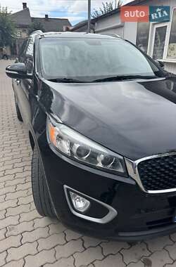 Позашляховик / Кросовер Kia Sorento 2016 в 