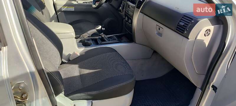 Позашляховик / Кросовер Kia Sorento 2004 в Ужгороді фото 14 Позашляховик / Кросовер Kia Sorento 2004 в Ужгороді