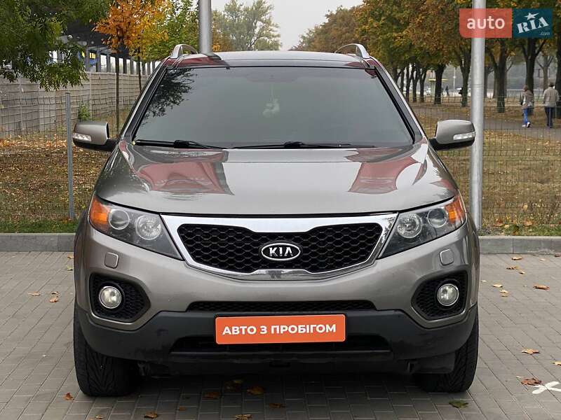 Внедорожник / Кроссовер Kia Sorento 2011 в Днепре