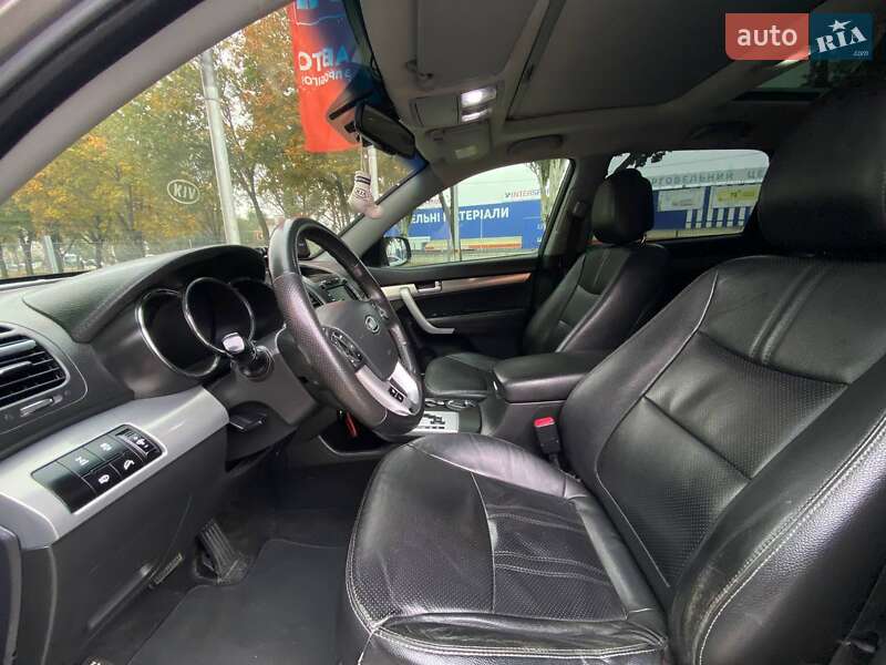 Внедорожник / Кроссовер Kia Sorento 2011 в Днепре