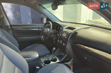 Внедорожник / Кроссовер Kia Sorento 2011 в 