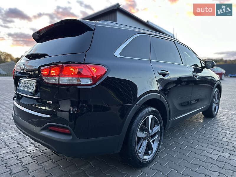 Внедорожник / Кроссовер Kia Sorento 2015 в Владимире
