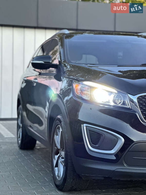 Внедорожник / Кроссовер Kia Sorento 2015 в Владимире