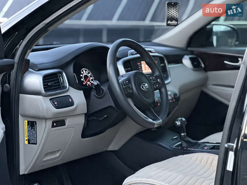 Внедорожник / Кроссовер Kia Sorento 2015 в Владимире