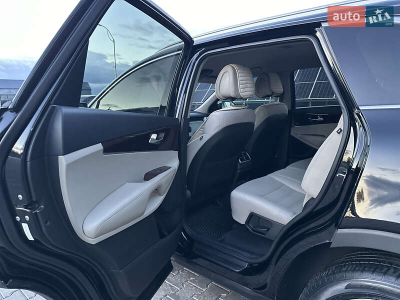 Внедорожник / Кроссовер Kia Sorento 2015 в Владимире
