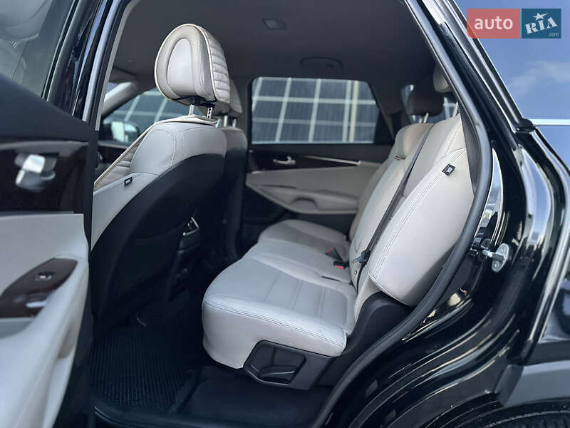 Внедорожник / Кроссовер Kia Sorento 2015 в Владимире