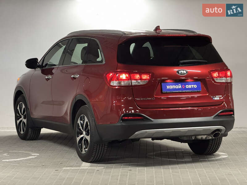 Позашляховик / Кросовер Kia Sorento 2016 в Києві