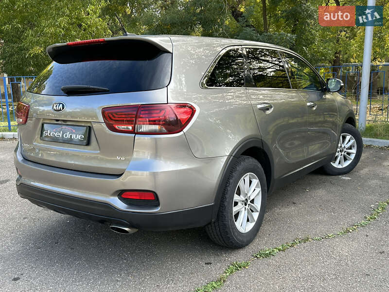 Внедорожник / Кроссовер Kia Sorento 2018 в Николаеве