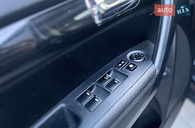 Позашляховик / Кросовер Kia Sorento 2012 в  фото 17 Позашляховик / Кросовер Kia Sorento 2012 в