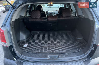 Позашляховик / Кросовер Kia Sorento 2012 в  фото 34 Позашляховик / Кросовер Kia Sorento 2012 в