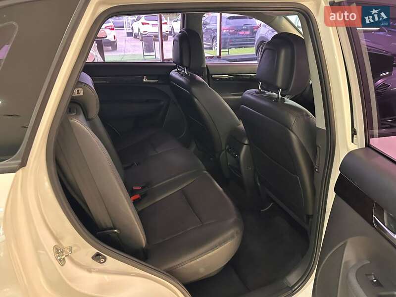 Внедорожник / Кроссовер Kia Sorento 2012 в Одессе