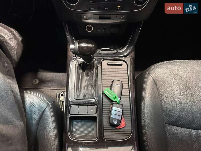 Внедорожник / Кроссовер Kia Sorento 2012 в Одессе
