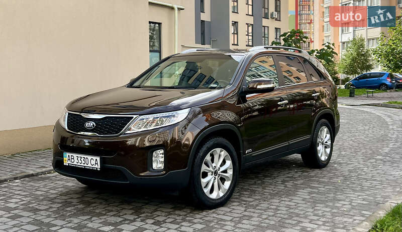Позашляховик / Кросовер Kia Sorento 2014 в  фото Позашляховик / Кросовер Kia Sorento 2014 в