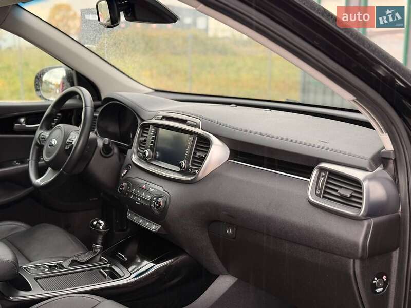 Внедорожник / Кроссовер Kia Sorento 2016 в Ивано-Франковске