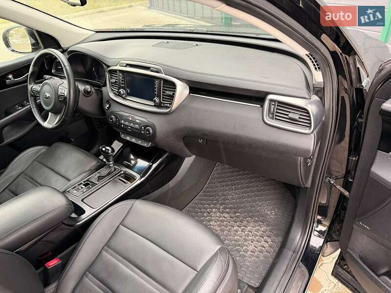 Внедорожник / Кроссовер Kia Sorento 2016 в Ивано-Франковске