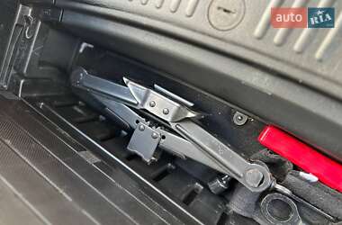 Внедорожник / Кроссовер Kia Sorento 2012 в 