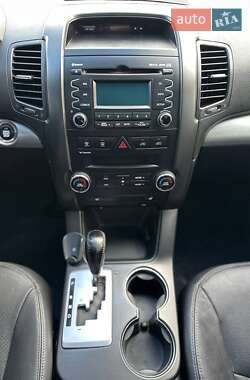 Внедорожник / Кроссовер Kia Sorento 2012 в 