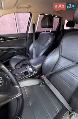 Внедорожник / Кроссовер Kia Sorento 2014 в 