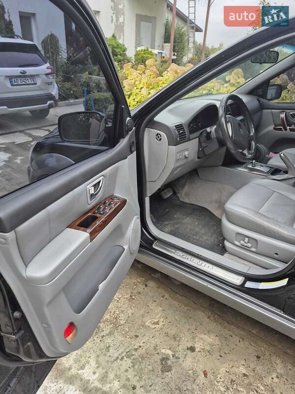 Внедорожник / Кроссовер Kia Sorento 2005 в Киеве