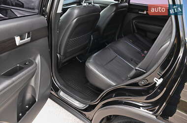 Внедорожник / Кроссовер Kia Sorento 2012 в 