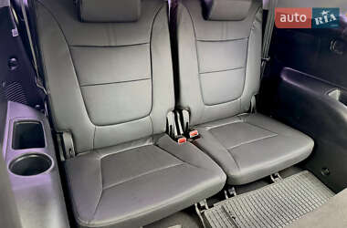 Внедорожник / Кроссовер Kia Sorento 2012 в 